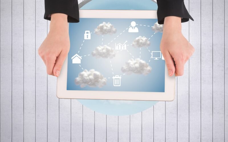The Advantages of Incorporating Cloud-Based Software Solutions into Business Practices