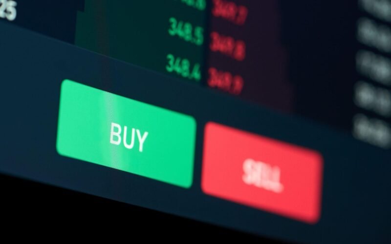 How to buy shares like a pro: Expert tips you need in 2025