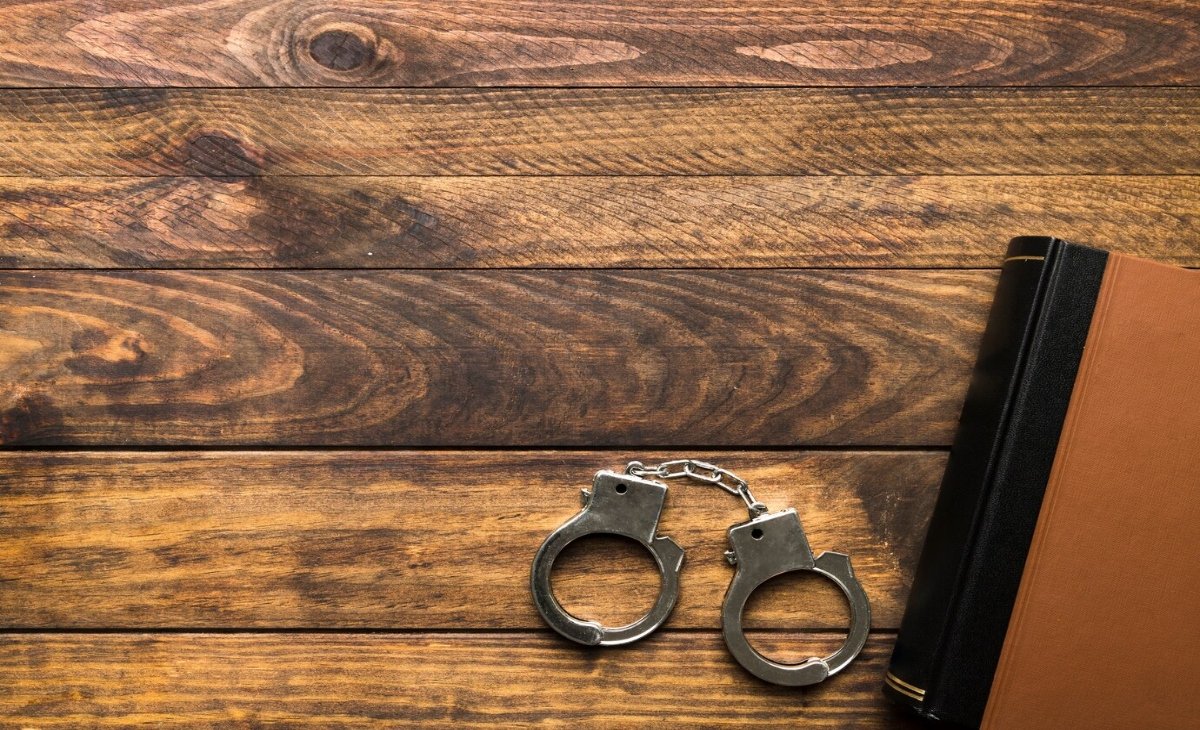 Are Brass Knuckles Illegal